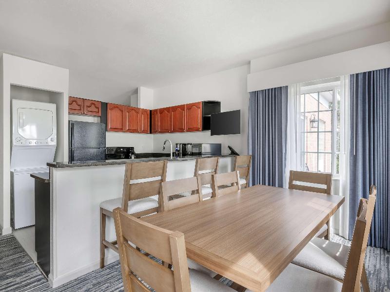 Hilton Vacation Club Varsity Club South Bend, In image