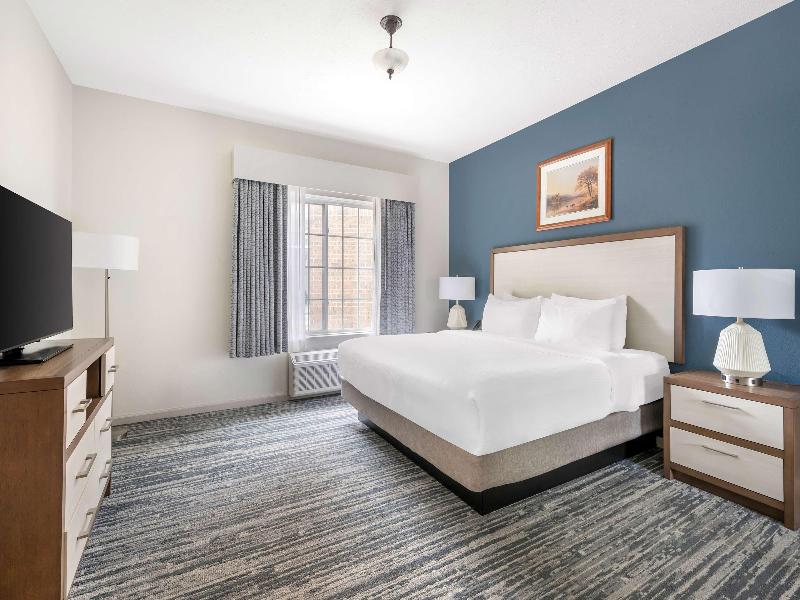 Hilton Vacation Club Varsity Club South Bend, In image