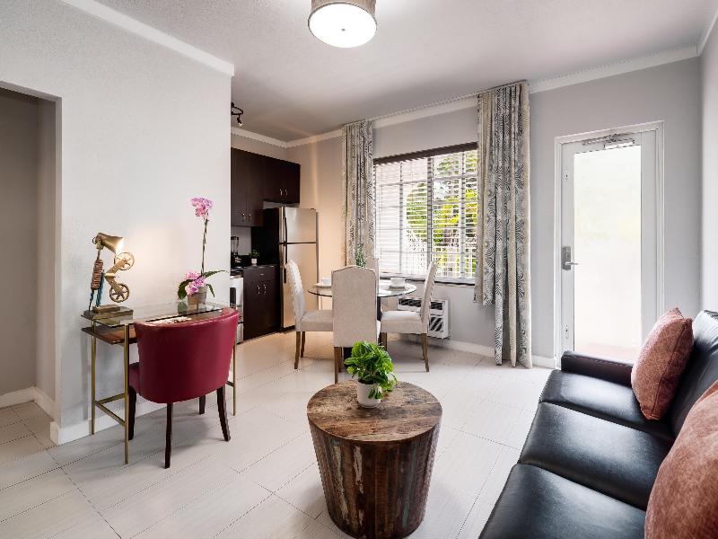 Tradewinds Apartment Hotel image