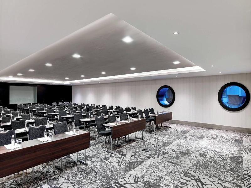 Le Meridien Istanbul Etiler image
