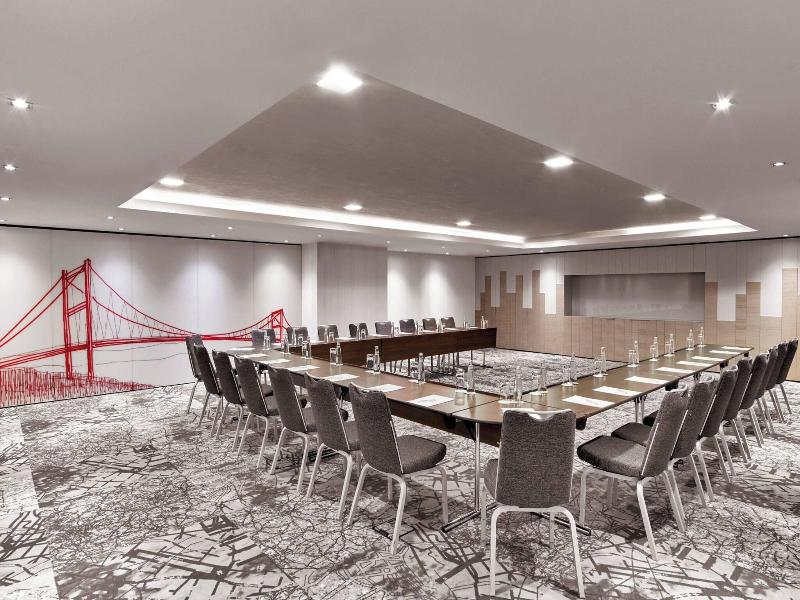Le Meridien Istanbul Etiler image