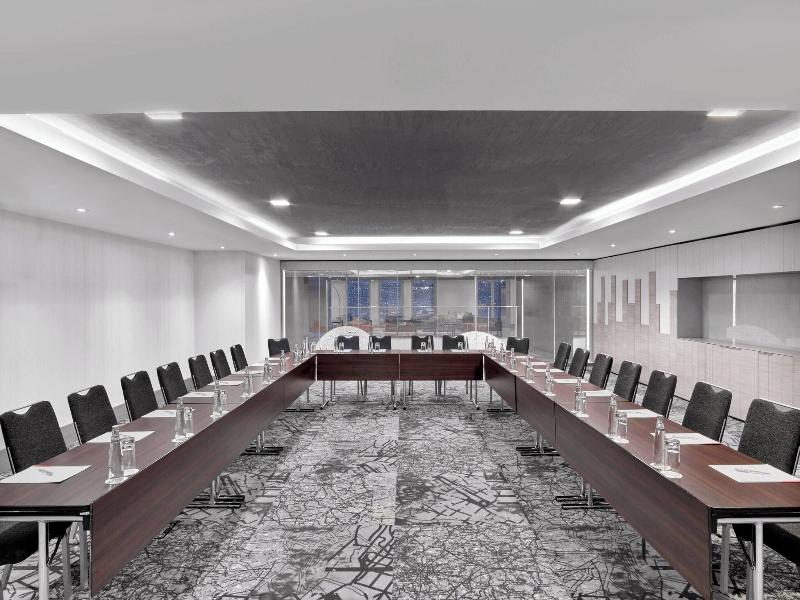 Le Meridien Istanbul Etiler image