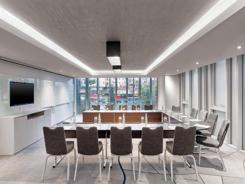 Le Meridien Istanbul Etiler image