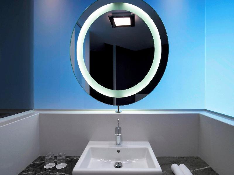 Le Meridien Istanbul Etiler image