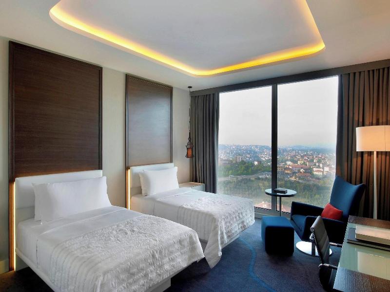 Le Meridien Istanbul Etiler image