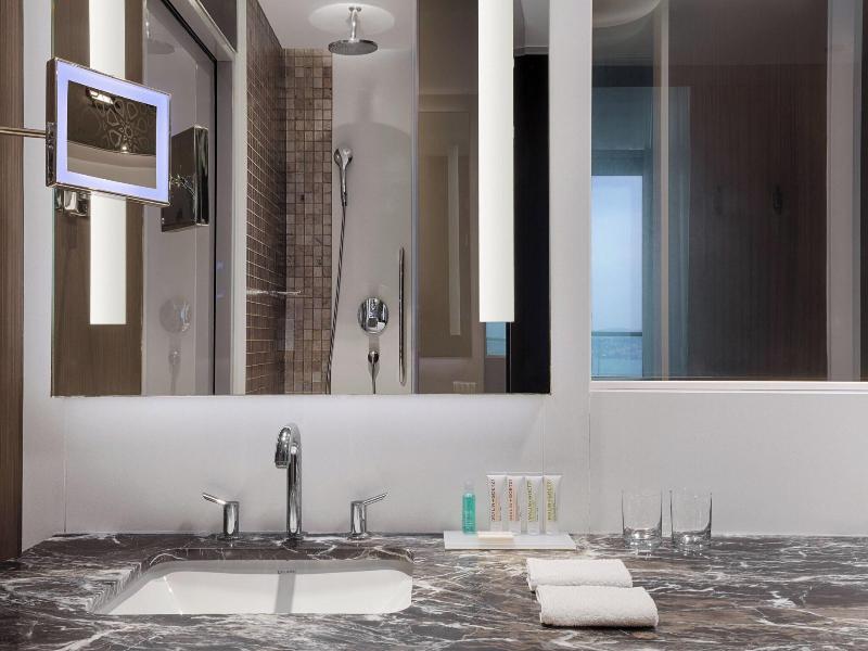 Le Meridien Istanbul Etiler image