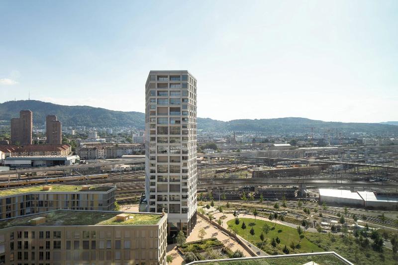 Renaissance Zurich Tower image