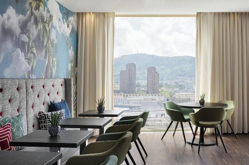 Renaissance Zurich Tower image