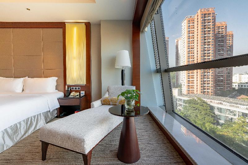 SUITE EXECUTIVE