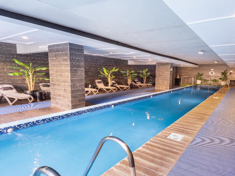Wyndham Santiago Pettra image