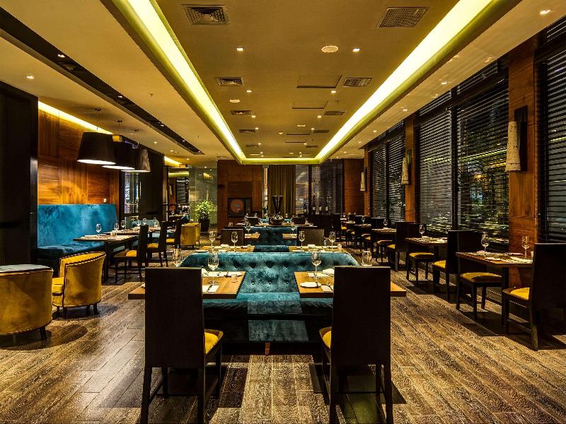 Wyndham Santiago Pettra image