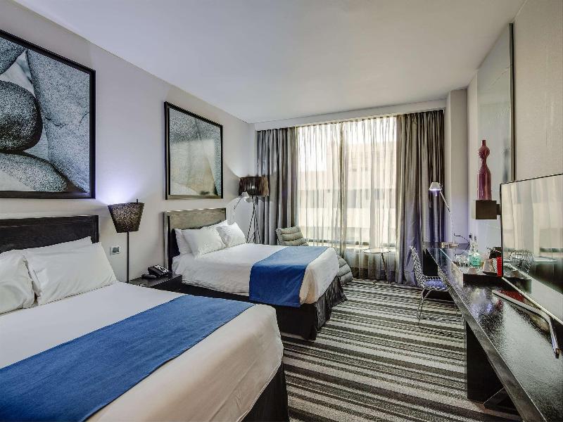 Wyndham Santiago Pettra image
