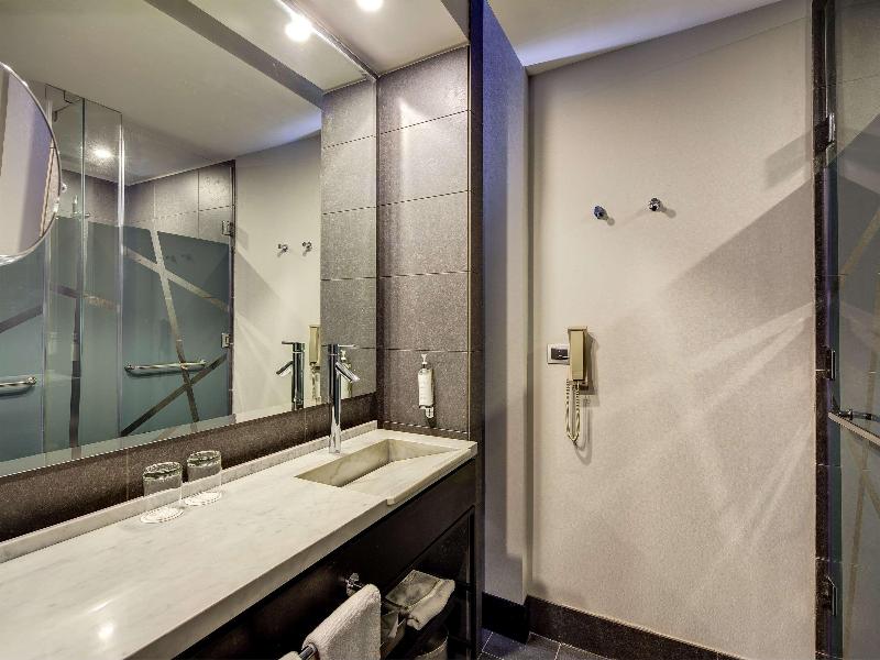 Wyndham Santiago Pettra image
