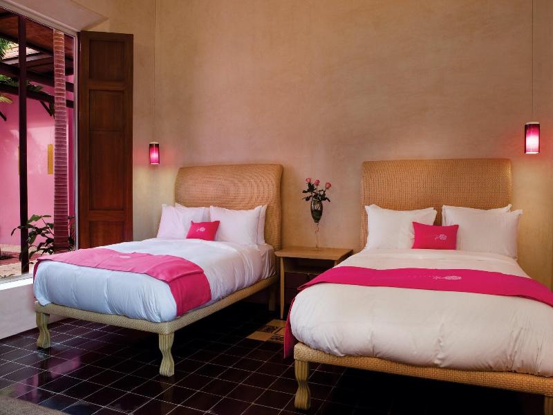 Rosas & Xocolate Boutique Hotel Spa image