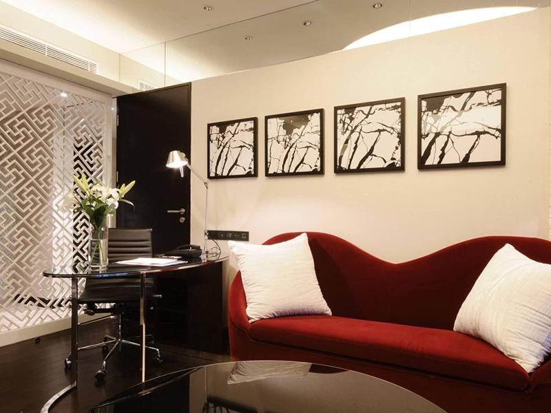 SUITE DELUXE KING BED — photo 14
