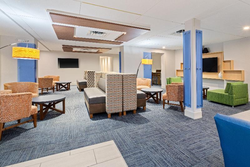 Holiday Inn Express Convention Center/Cruise Port image