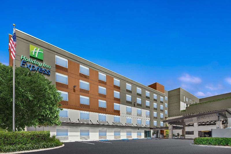 Holiday Inn Express Convention Center/Cruise Port image
