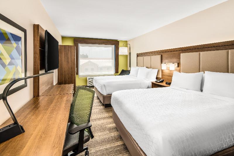 Holiday Inn Express Convention Center/Cruise Port photo 16