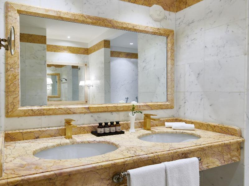 Grotta Giusti Resort Golf & Spa image