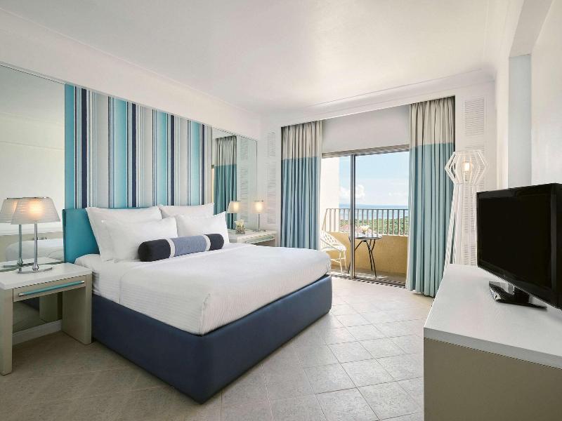 Movenpick Hotel Mactan Island Cebu image