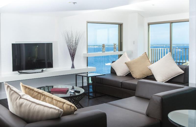 Movenpick Hotel Mactan Island Cebu image