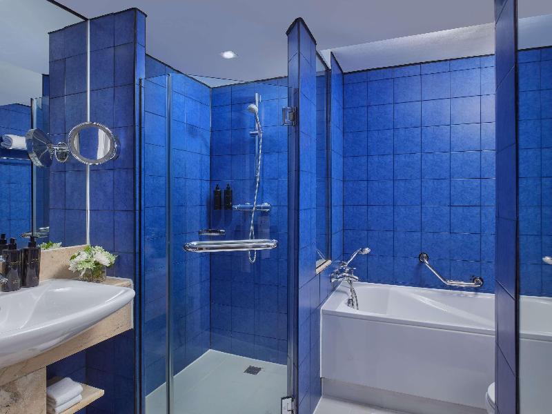 Movenpick Hotel Mactan Island Cebu image