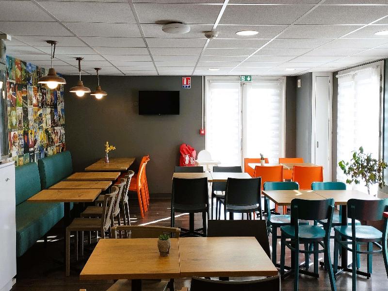 HotelF1 Lyon Bourgoin-Jallieu image