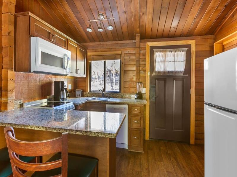 Kohl's Ranch Lodge image