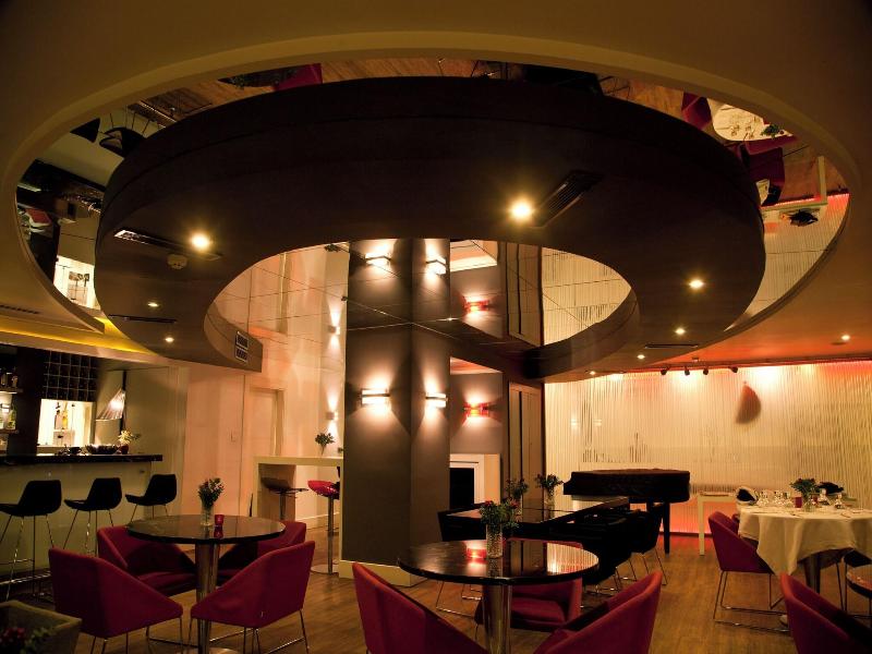 Samm Hotel Spa & Bistro image