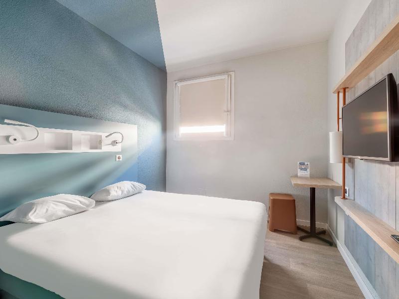 Ibis Budget Bourgoin Jallieu Centre image
