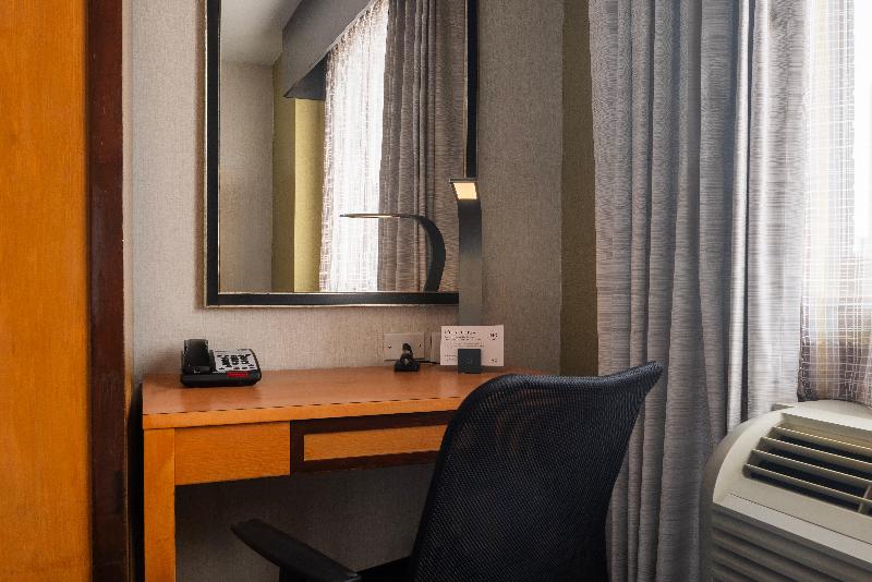 Holiday Inn Express Times Square