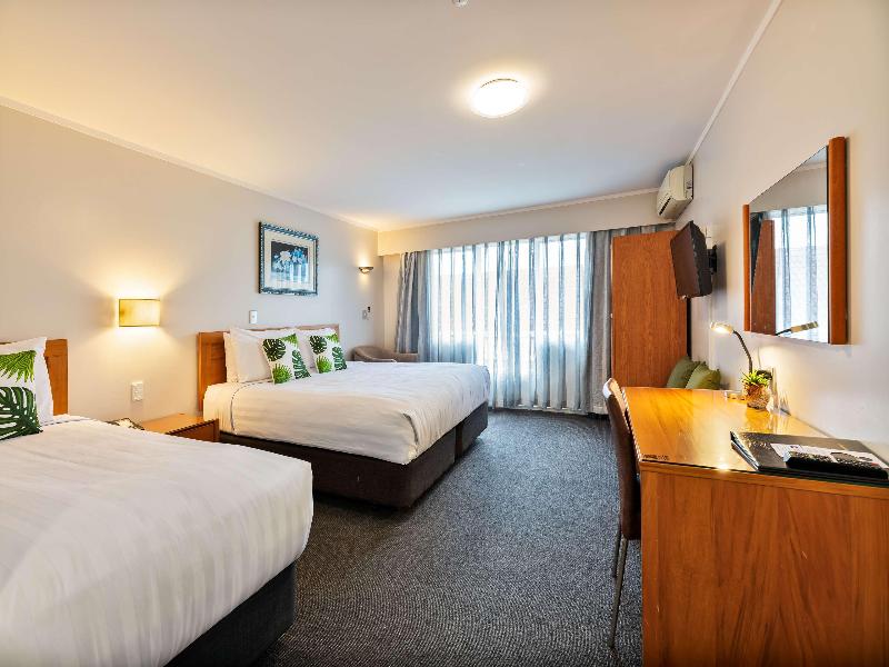 Best Western Newmarket Inn & Suites image