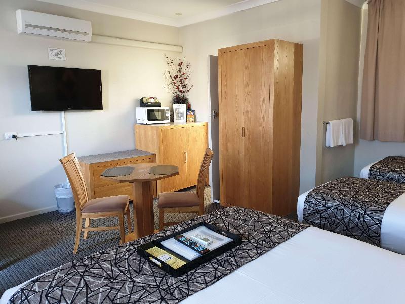 Best Western Endeavour Motel image