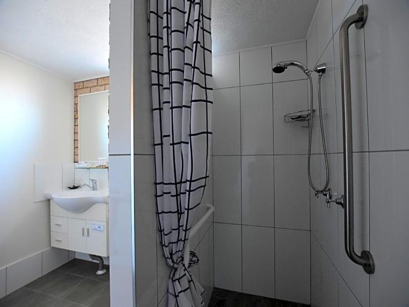 Best Western Kennedy Drive Airport Motel image