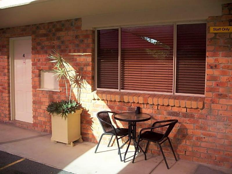 Best Western Kennedy Drive Airport Motel image
