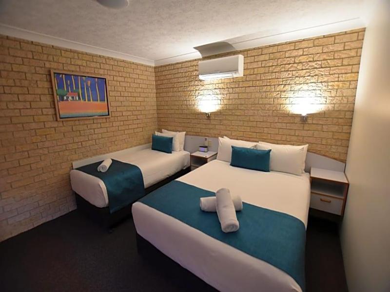 Best Western Kennedy Drive Airport Motel image