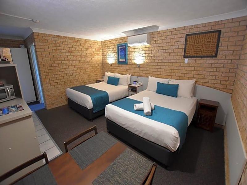 Best Western Kennedy Drive Airport Motel image