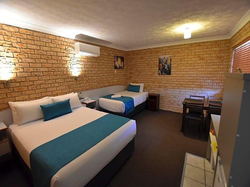Best Western Kennedy Drive Airport Motel image