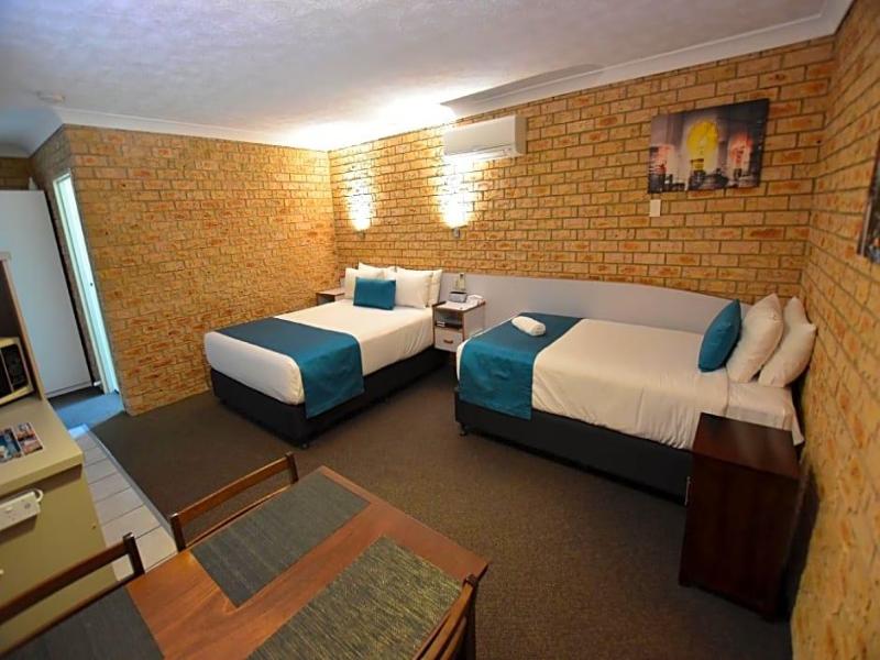 Best Western Kennedy Drive Airport Motel image