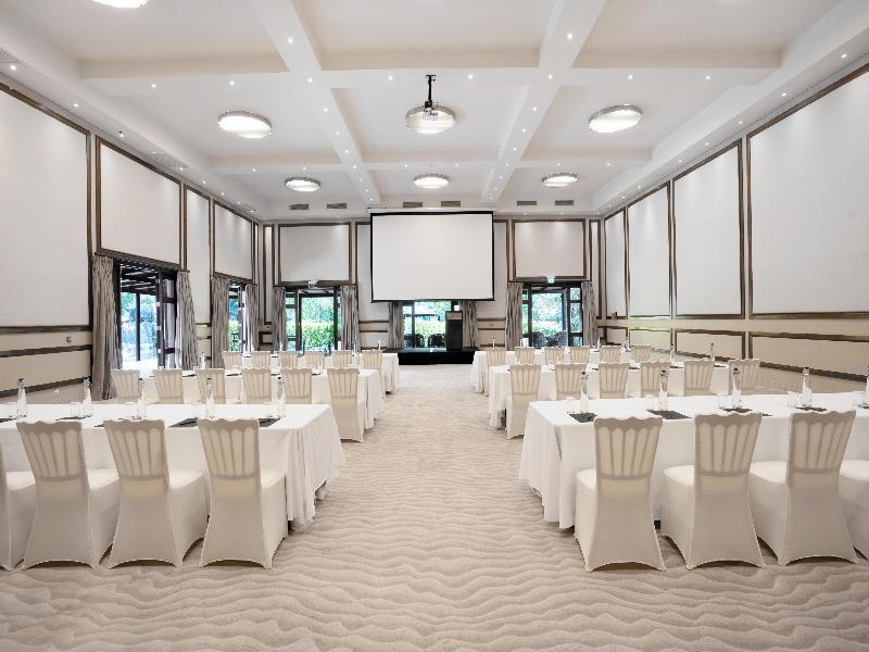 Stay in style at Kempinski Seychelles Resort