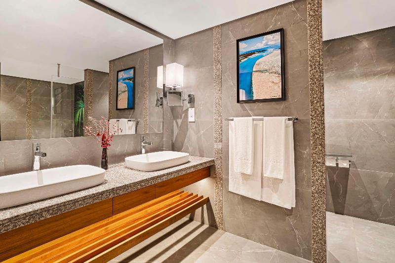 Stay in style at Kempinski Seychelles Resort