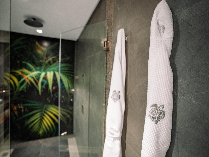 Stay in style at Kempinski Seychelles Resort