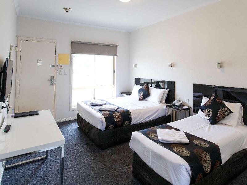 Best Western Mill Park Motel image