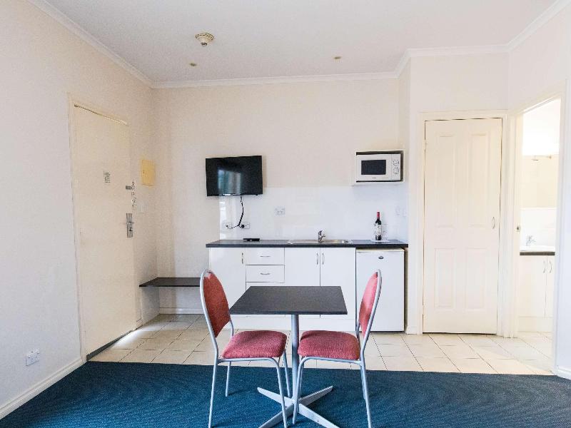 Best Western Mill Park Motel image