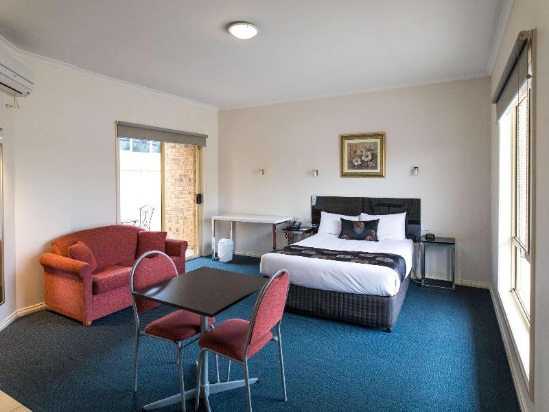 Best Western Mill Park Motel image