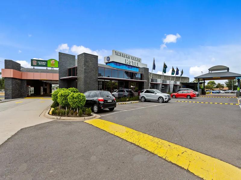 Quality Hotel Taylors Lakes image
