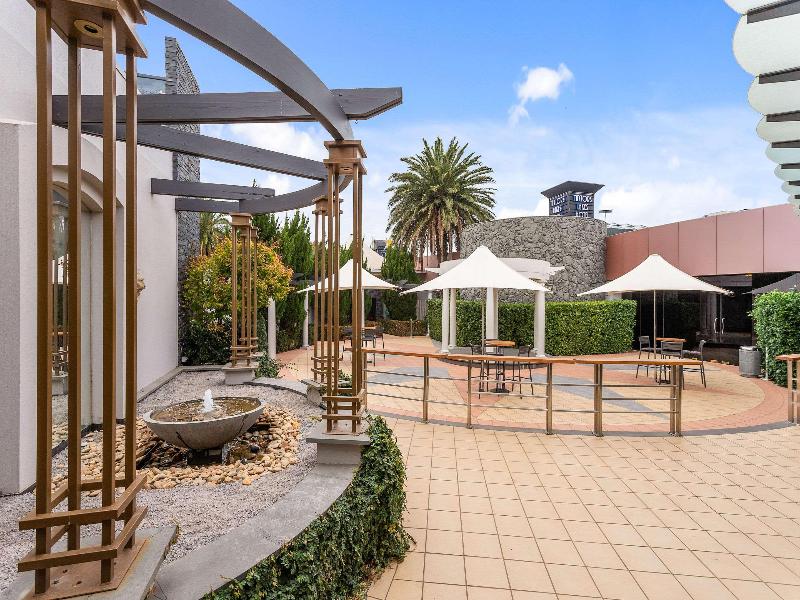 Quality Hotel Taylors Lakes image