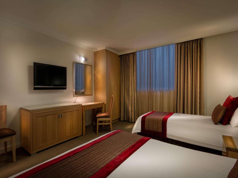 Best Western Plus Travel Inn Hotel image