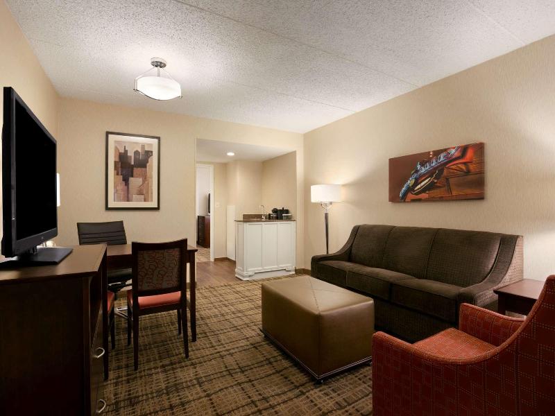 Embassy Suites by Hilton Cleveland Beachwood image