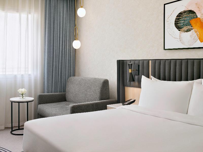 Crowne Plaza Deira image